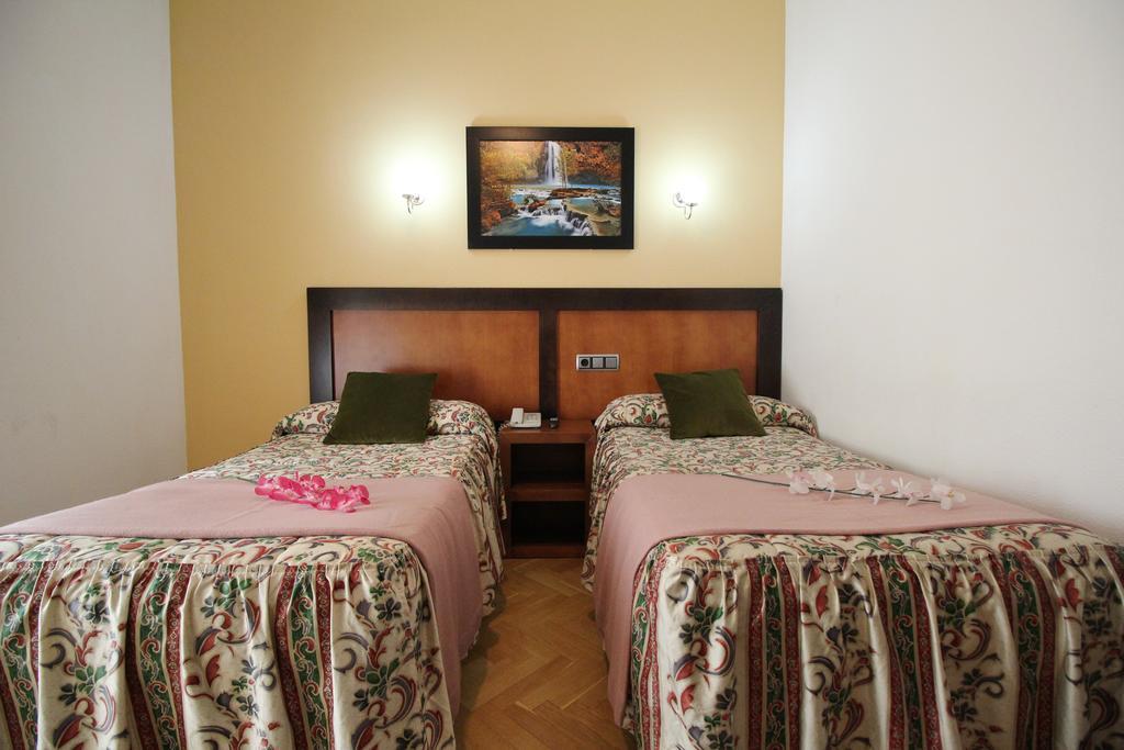 Hostal Greco Gran Via Madrid Eksteriør billede