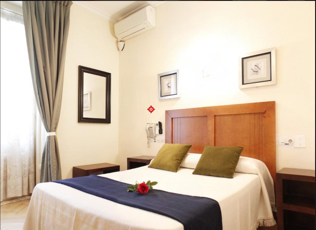 Hostal Greco Gran Via Madrid Eksteriør billede