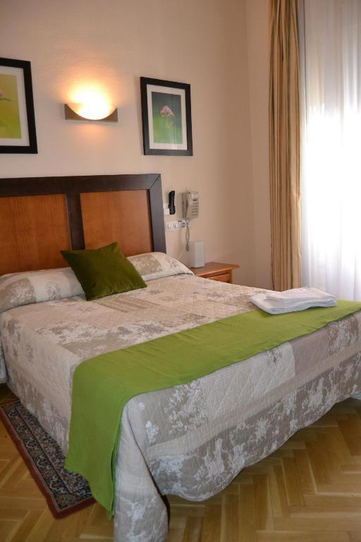 Hostal Greco Gran Via Madrid Eksteriør billede