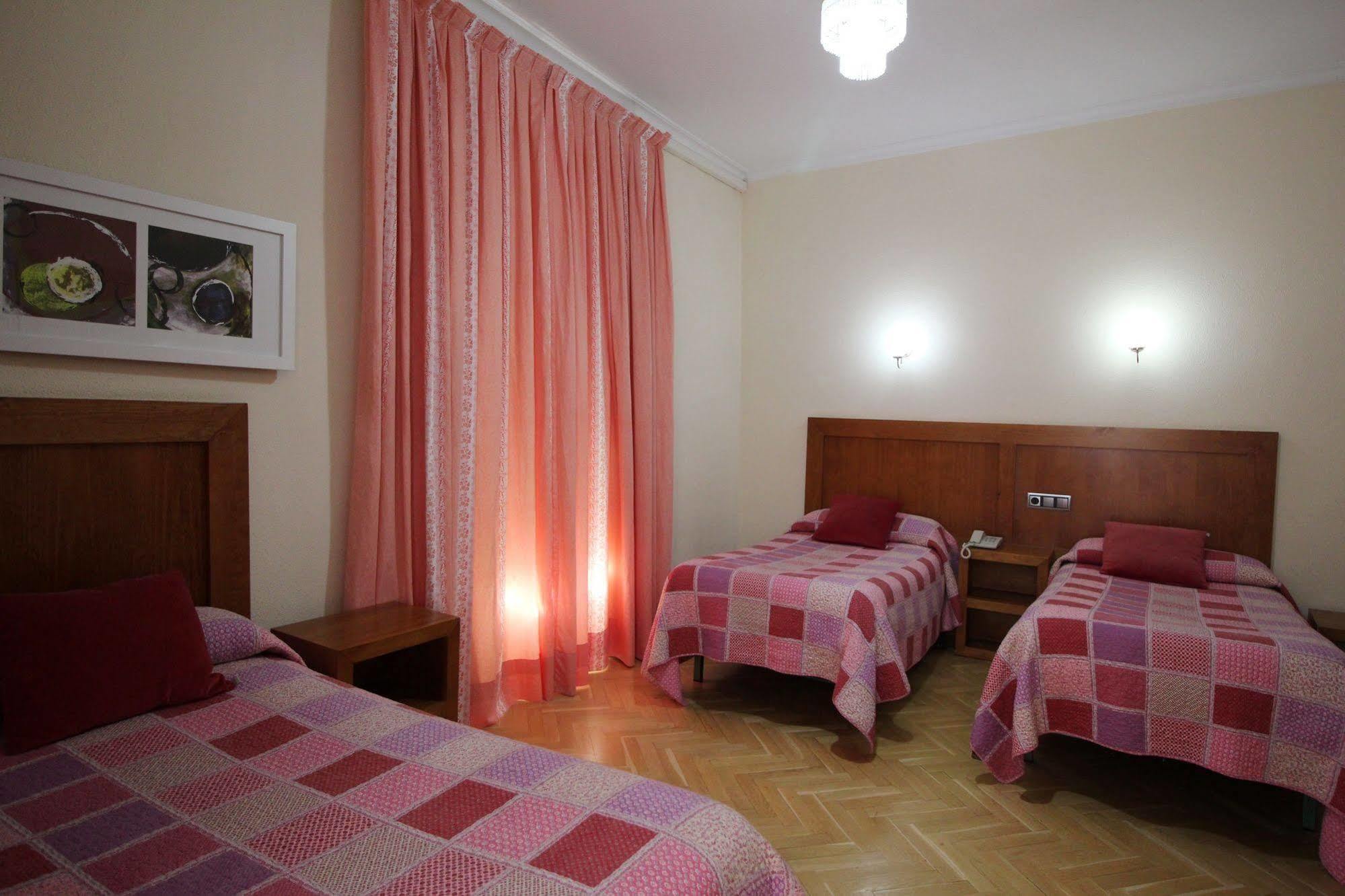 Hostal Greco Gran Via Madrid Eksteriør billede
